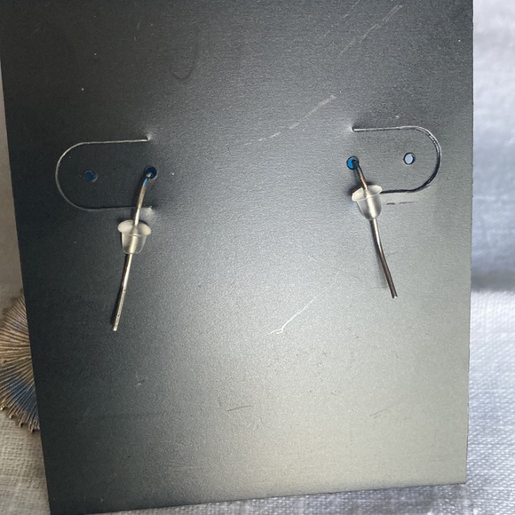 NWOT INC st w/2 shades purple beads and 2 purple rhinestones, $16 - Picture 4 of 4